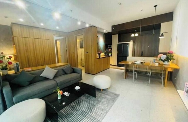 2BED-ROOM in Midtown