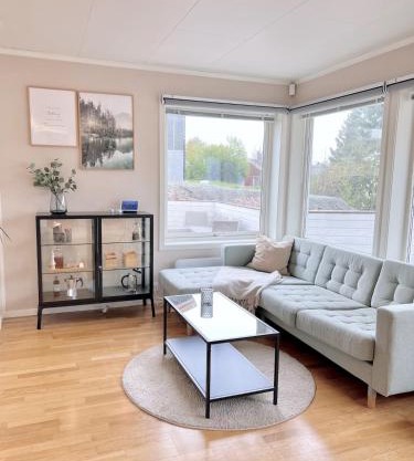 2BR, 2 parking spots, EV-charger and home office