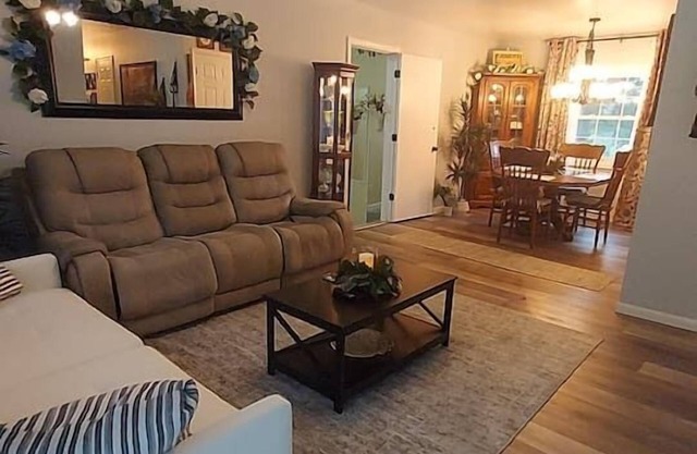 2BR/2BA Retreat: Bridge Day Lodging