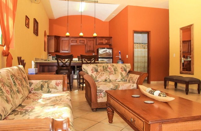 2BR/2BA VILLA 3C