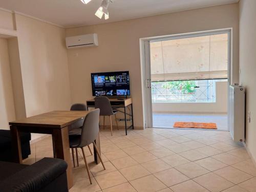 2BR Apartment next to National Archaeological Museum and AUEB