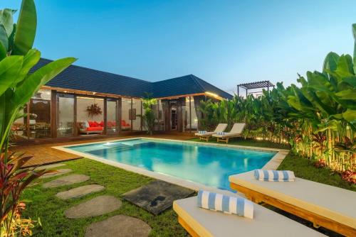 2BR Villa Amethyst Private Pool & Rice Field Vibes