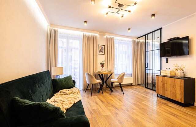 2HomeRent Estrella 6 | Old Town | River