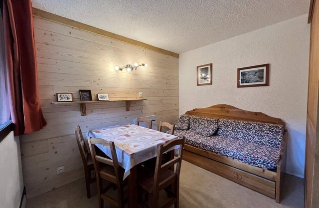 2nd floor, balcony, tv, ski locker, 24m², Val Cenis