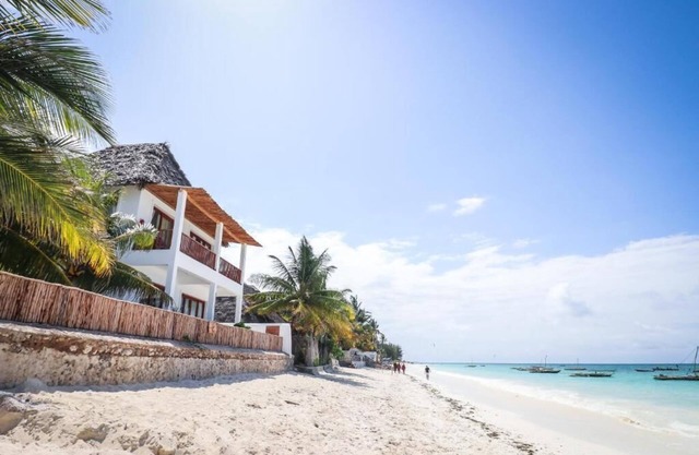 3 Apartment, 4-Bedroom Beach Villa Property with Private Pool Jambiani, Zanzibar