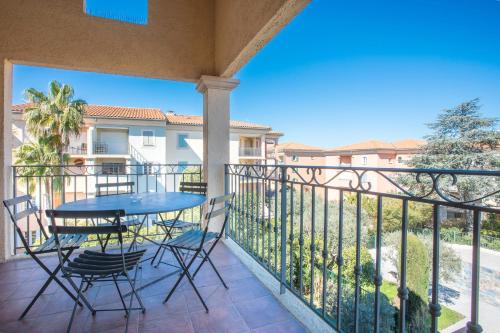 3 Bdr Apt - Clos Sainte Anne