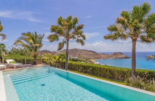 3 BDRM Serene Villa w Sea Views