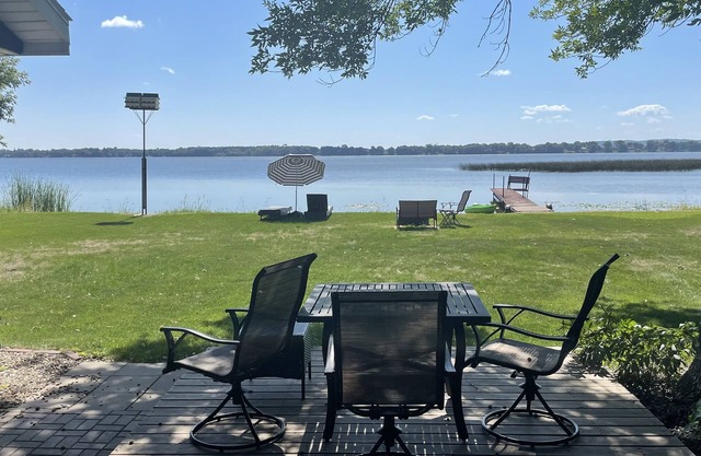 3 bed 2 bath lake house ready for fun and relaxation