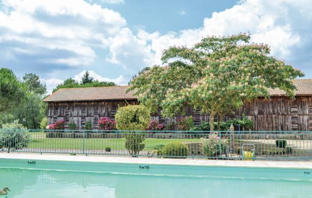 3 bedroom accommodation in St Pierre d'Eyraud