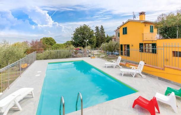 3 bedroom accommodation in Casalguidi PT