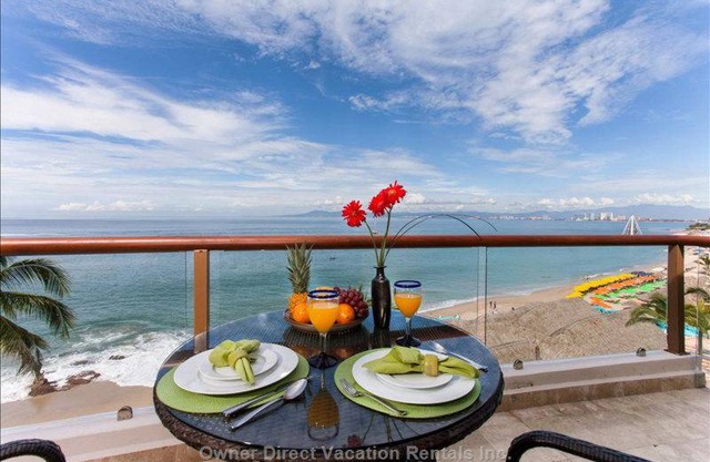 3 Bedroom/4 Bathroom Condo on Los Muertos Beach
