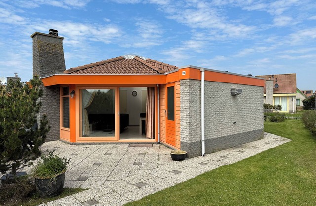 3 bedroom accommodation in Julianadorp aan Zee