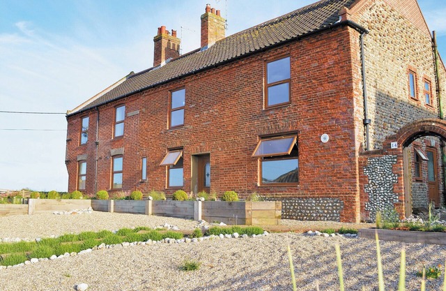 3 bedroom accommodation in Mundesley-on-Sea