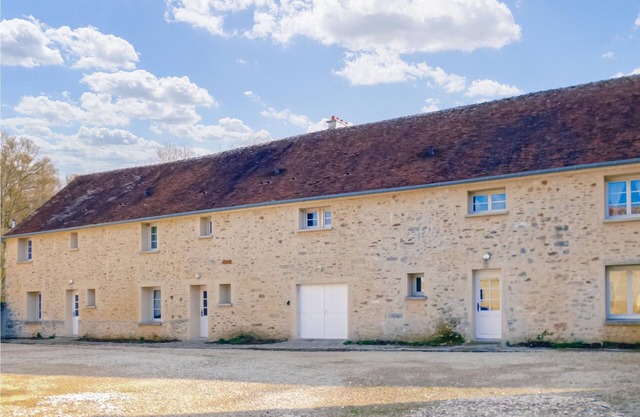 3 bedroom accommodation in Vaudoy-en-Brie