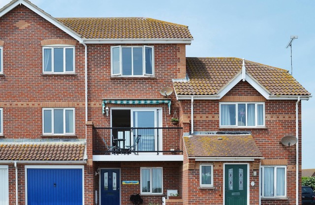 3 bedroom accommodation in Clacton-on-Sea