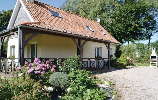 3 bedroom accommodation in Maninghem