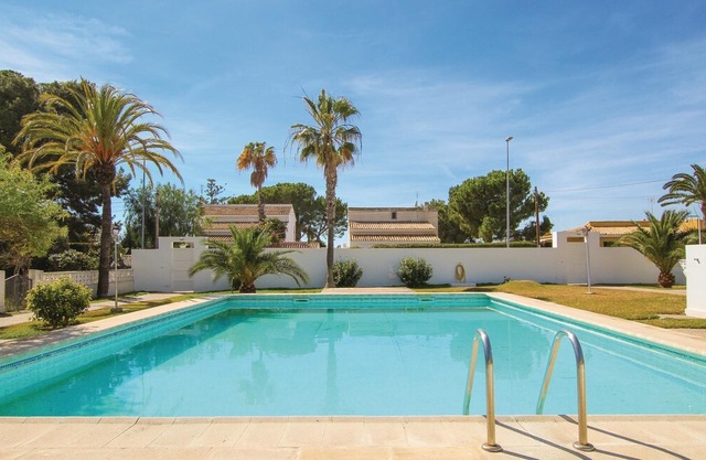3 bedroom accommodation in El Campello
