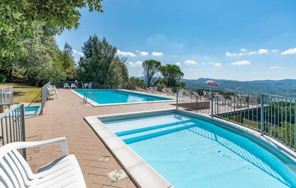 3 bedroom accommodation in Citerna (PG)