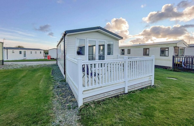 3 bedroom accommodation in Heysham, near Morecambe