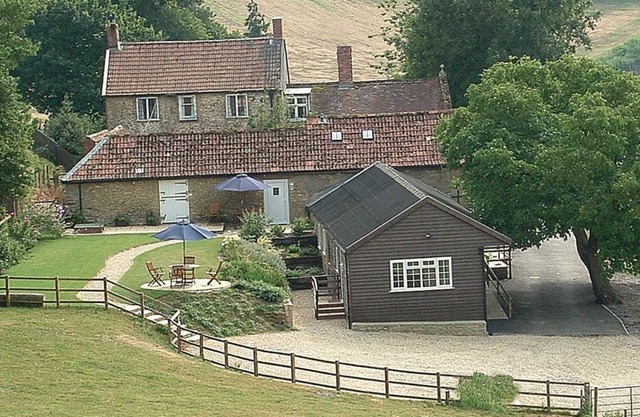 3 bedroom accommodation in Sherborne