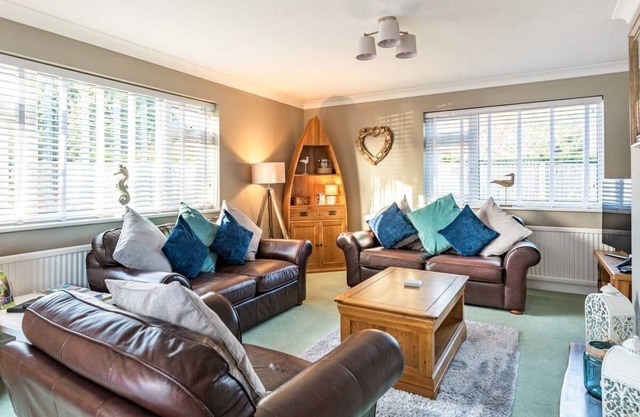 3 bedroom accommodation in Thornham