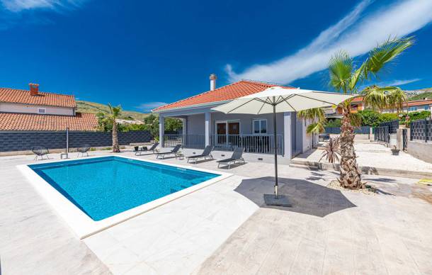 3 bedroom accommodation in Trogir