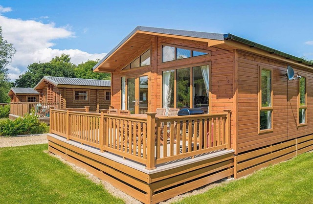 3 bedroom accommodation in Frettenham, Norwich