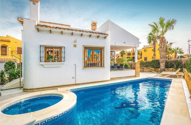 3 bedroom accommodation in Algorfa