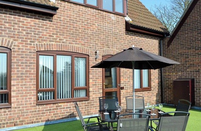 3 bedroom accommodation in Cromer