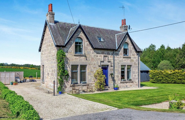 3 bedroom accommodation in Forres