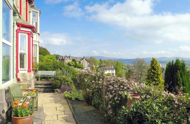 3 bedroom accommodation in Kendal