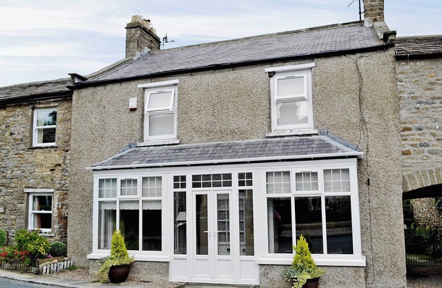 3 bedroom accommodation in West Burton, near Leyburn