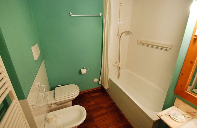 3 bedroom Apartment, sleeps 8 in Carisolo with WiFi
