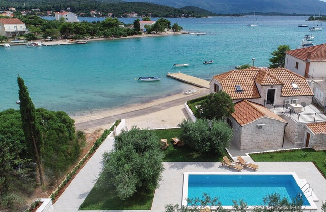 3 bedroom beautiful home in Loviste