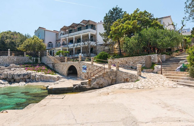 3 bedroom beautiful home in Zastrazisce