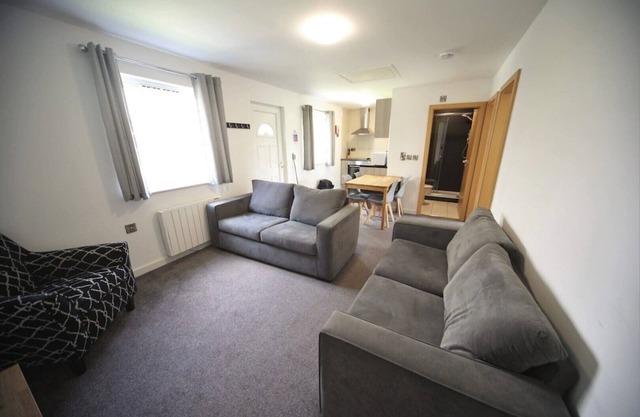 3 Bedroom Deluxe Apartment Ilfracombe North Devon A (3)