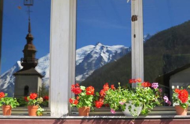 3 Bedroom Chalet SUNSHINE, superb (new)