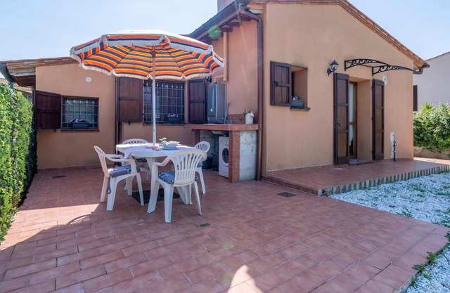 3 bedroom home in Cascina