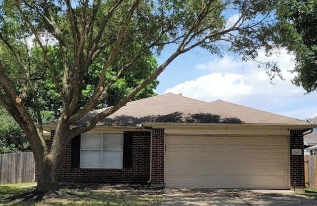 3-bedroom house in brilliant Katy with AC, WiFi