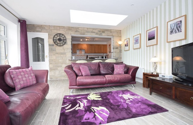 3 bedroom House in Lulworth Cove - DC017