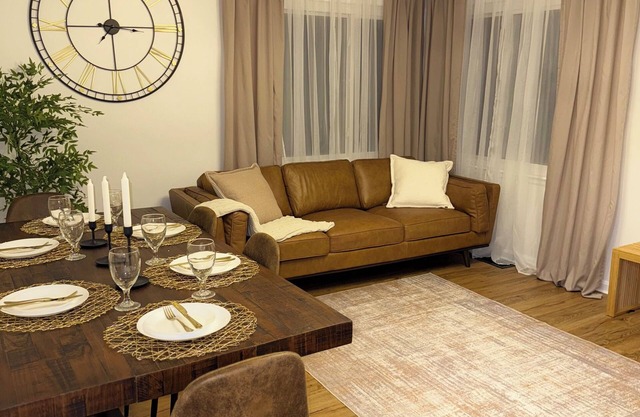 3-bedroom house in wonderful Erie with AC, WiFi