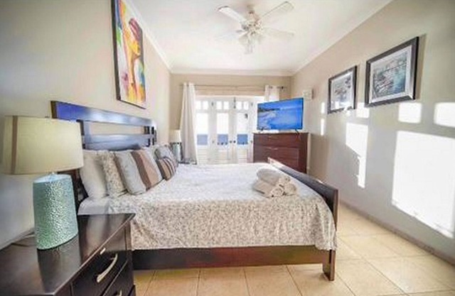 3 bedroom oceanfront condo with sea views near everything in Sosua