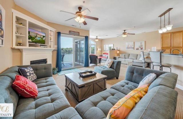 3 bedroom resort ML beautiful SML condo w/ indoor pool WiFi and dinning.