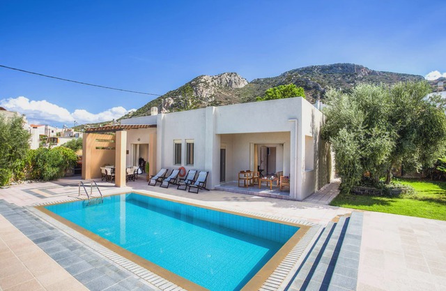 3 bedroom(s) Villa near Agios Nikolaos