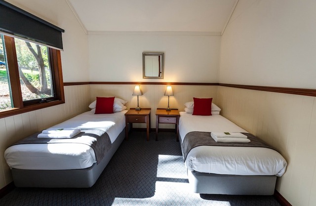 3 Bedroom Sleeps up to 6 guests, features 3 bedrooms and a large living/dining plus veranda