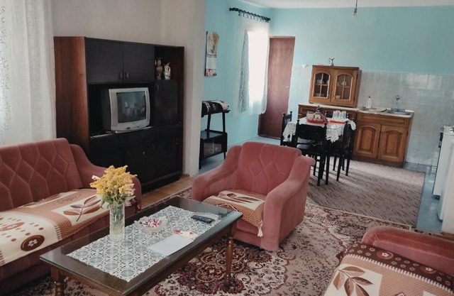 3 Bedrooms Guest Houses In Bijelo Polje