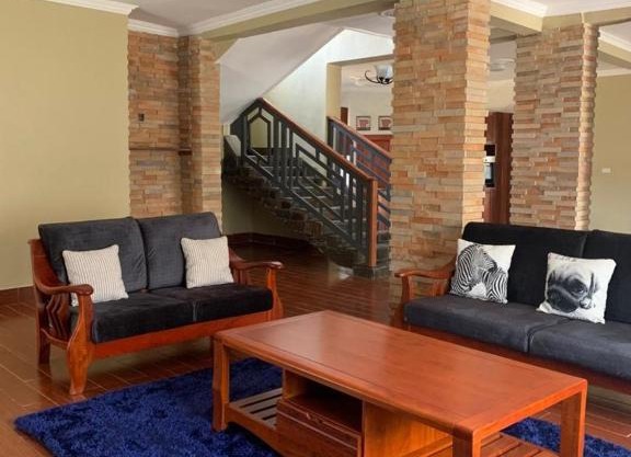 3 bedrooms in an apartment in Mass Media