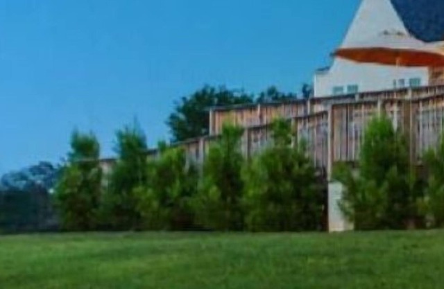 3 BR unit in Shenandoah Crossing