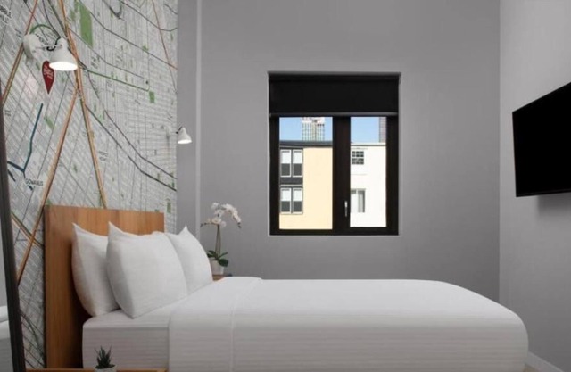 3 Queen Rooms at The Baltic Hotel