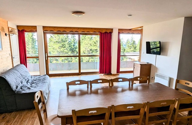 3-room apartment 8/10 people Near Pistes
